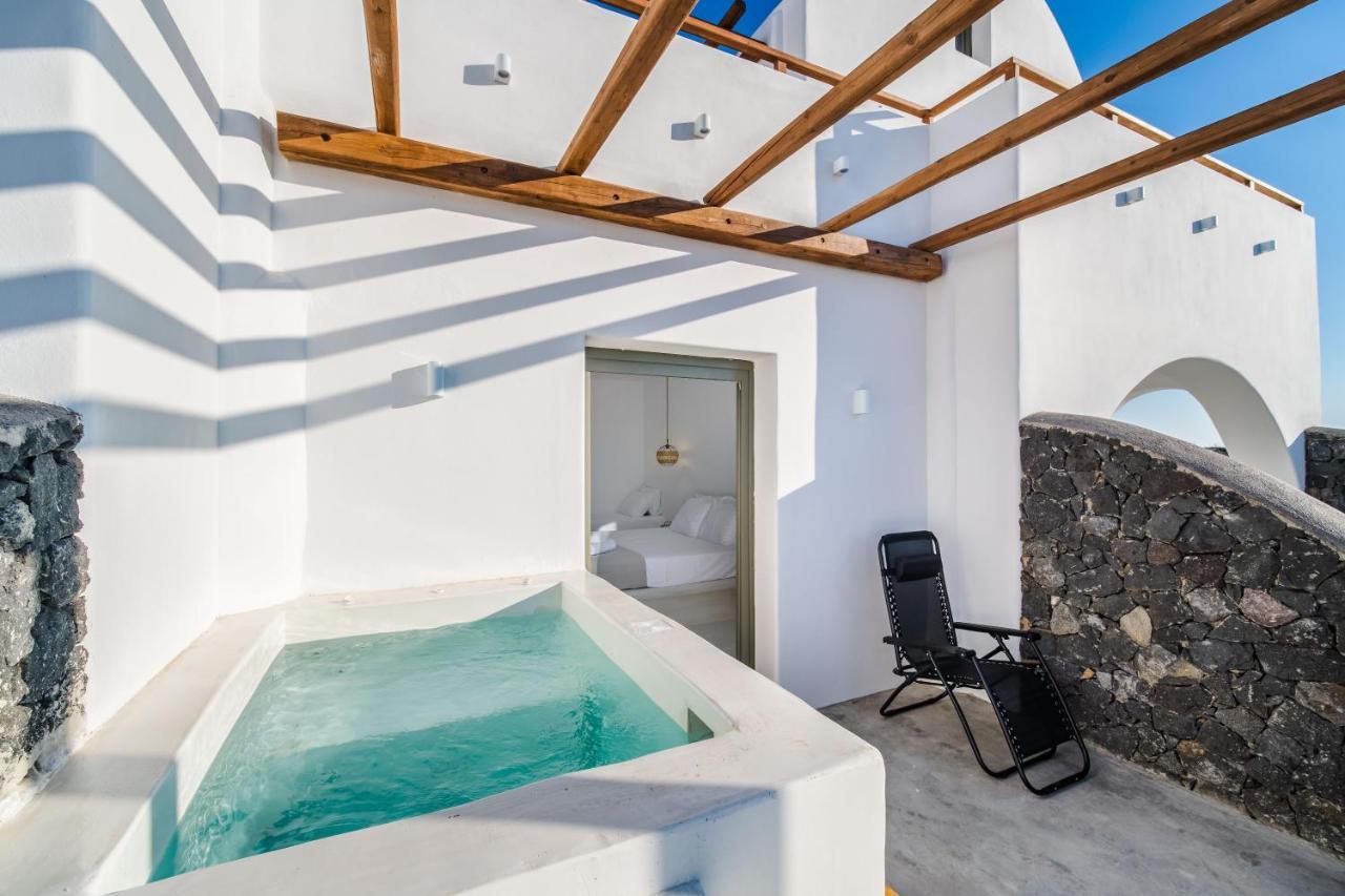 Amethyst Luxury Suites Oia Exterior photo