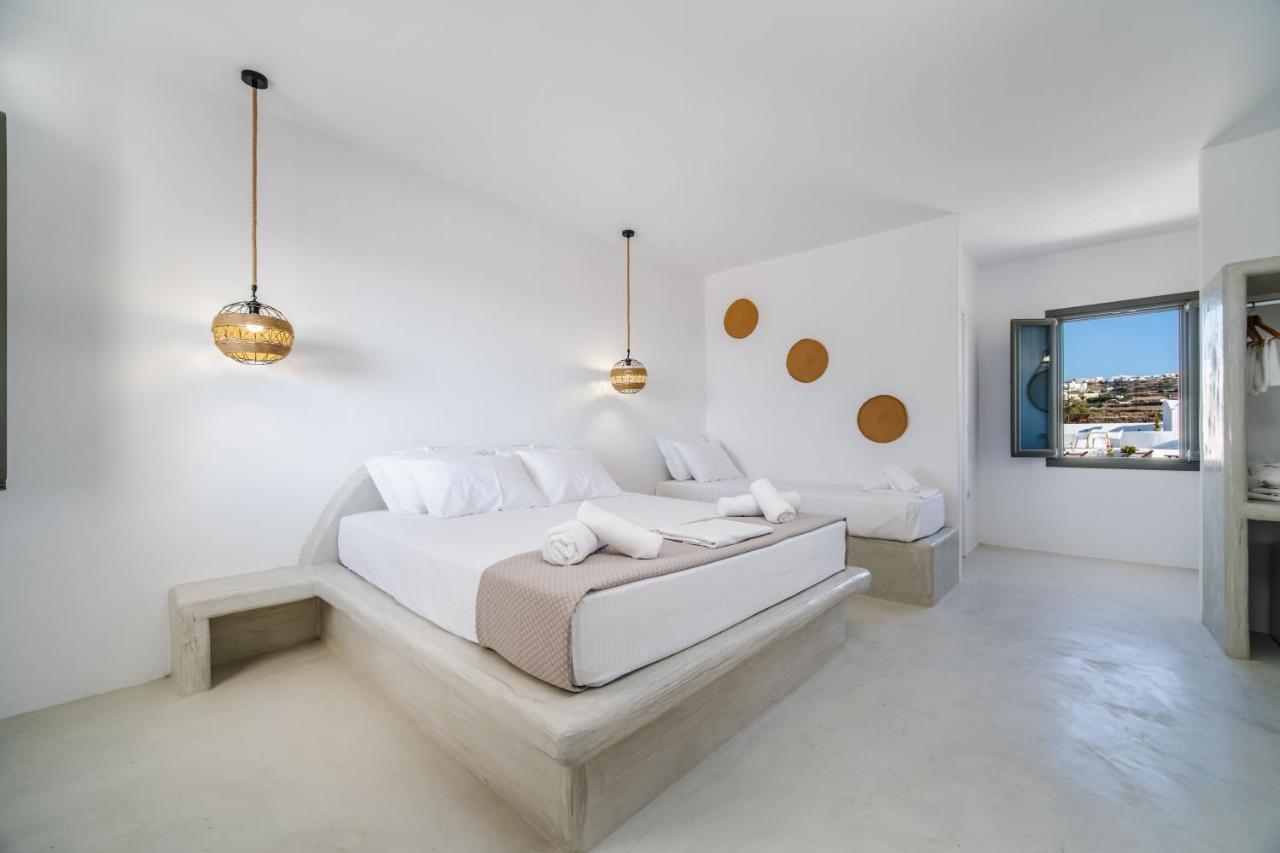 Amethyst Luxury Suites Oia Exterior photo