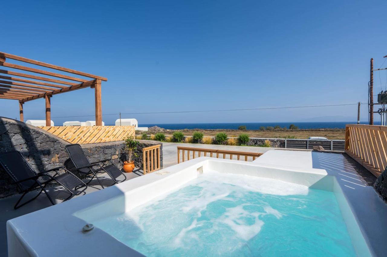 Amethyst Luxury Suites Oia Exterior photo