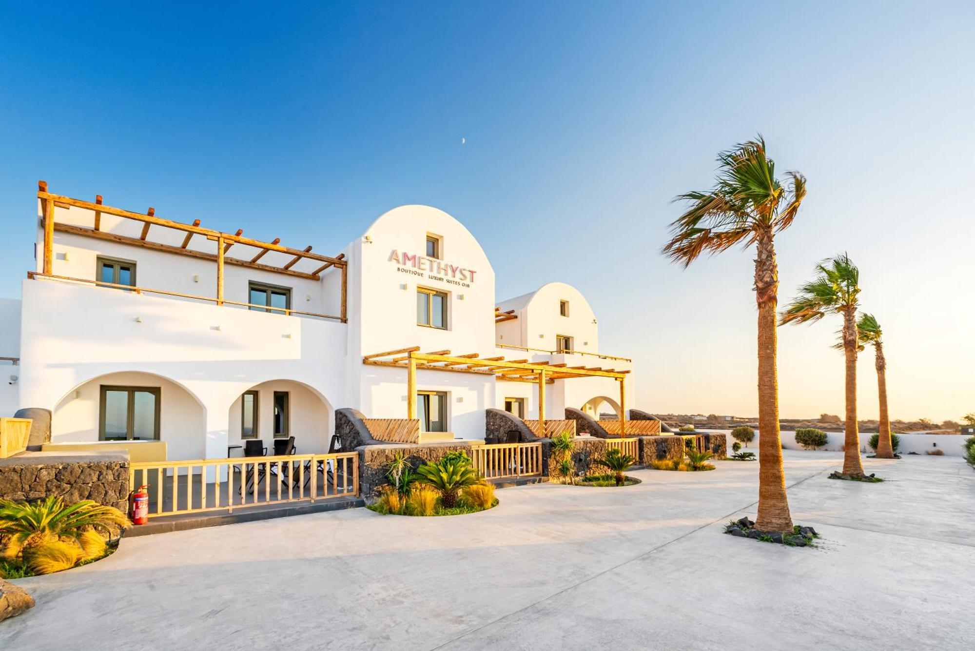Amethyst Luxury Suites Oia Exterior photo
