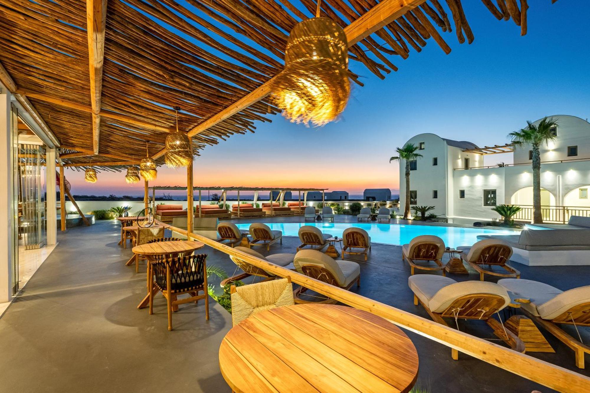 Amethyst Luxury Suites Oia Exterior photo