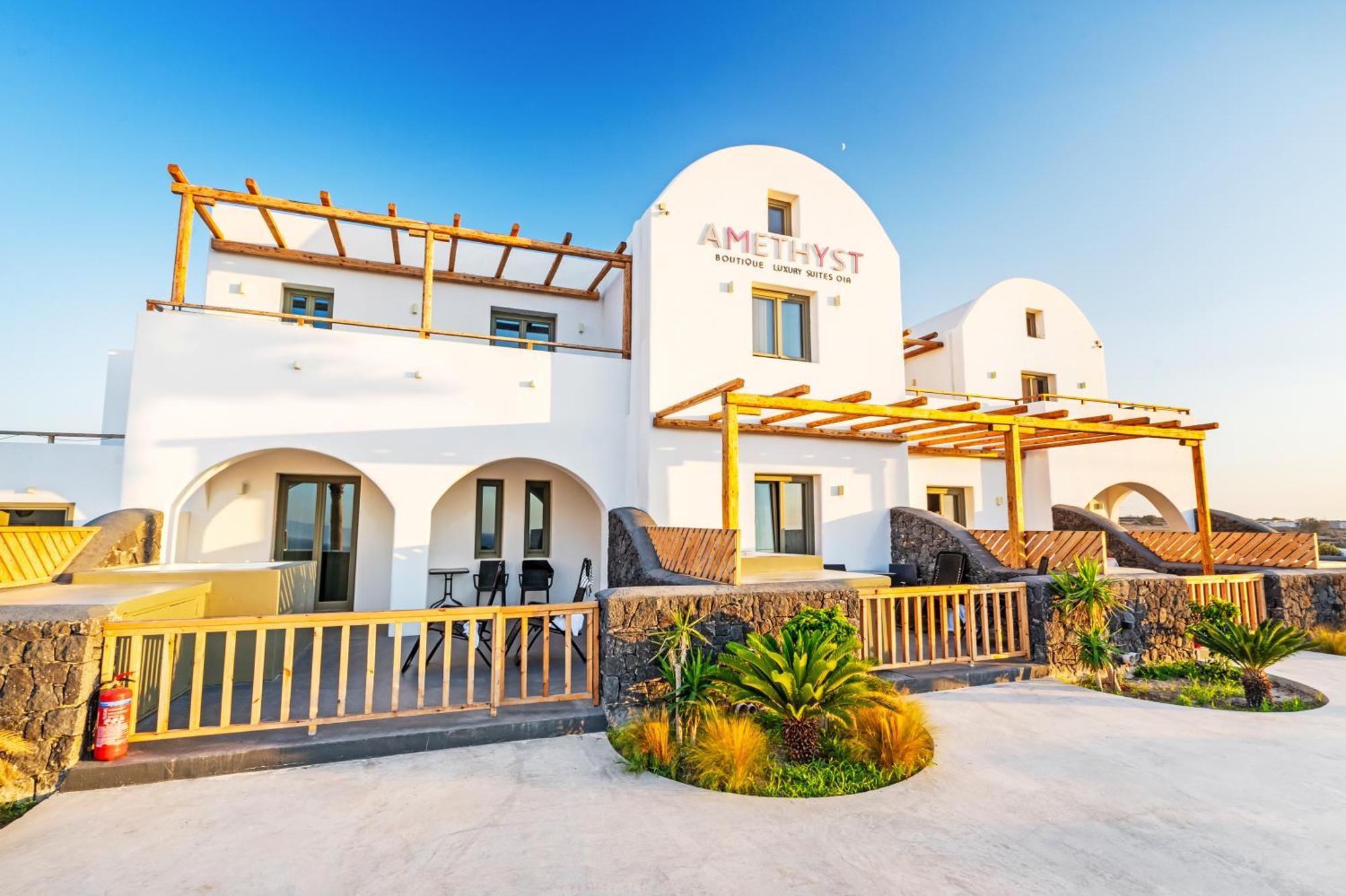 Amethyst Luxury Suites Oia Exterior photo