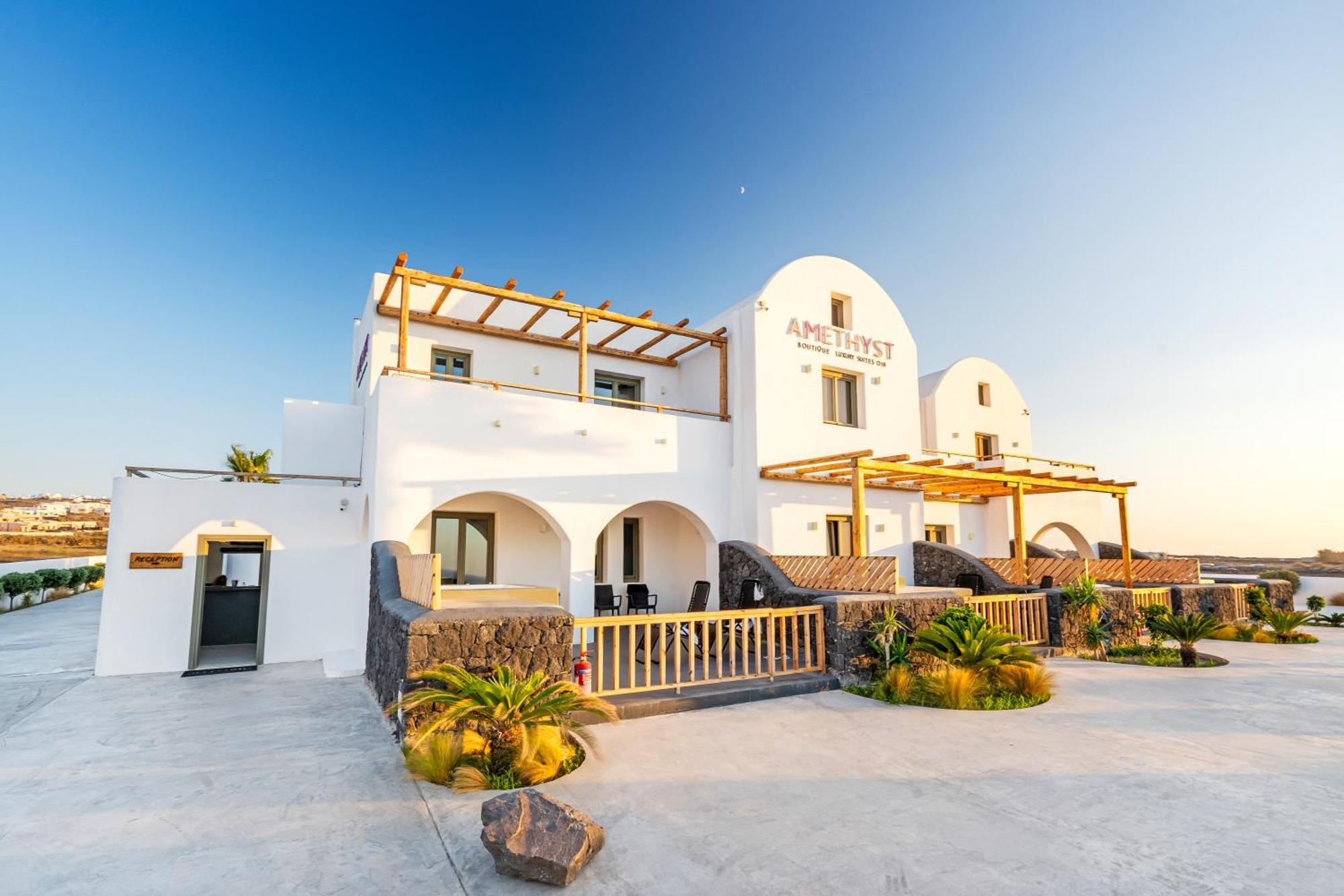 Amethyst Luxury Suites Oia Exterior photo
